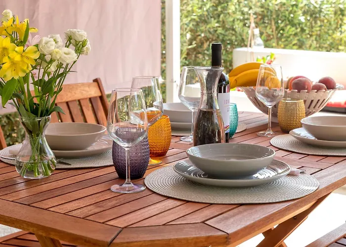 Domo Angheleda - Detached With Large Garden In A Relaxing Environment, A Few Minutes From The Sea