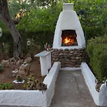 Domo Angheleda - Detached With Large Garden In A Relaxing Environment, A Few Minutes From The Sea * Alghero