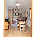 Nyaraló Domo Angheleda - Detached With Large Garden In A Relaxing Environment, A Few Minutes From The Sea Alghero