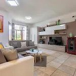 Ferienhaus Domo Angheleda - Detached With Large Garden In A Relaxing Environment, A Few Minutes From The Sea Alghero