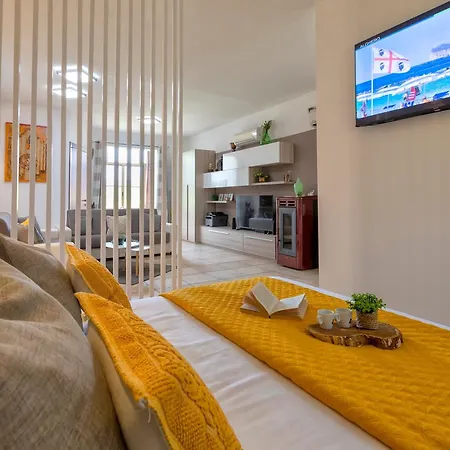 別荘 Domo Angheleda - Detached With Large Garden In A Relaxing Environment, A Few Minutes From The Sea