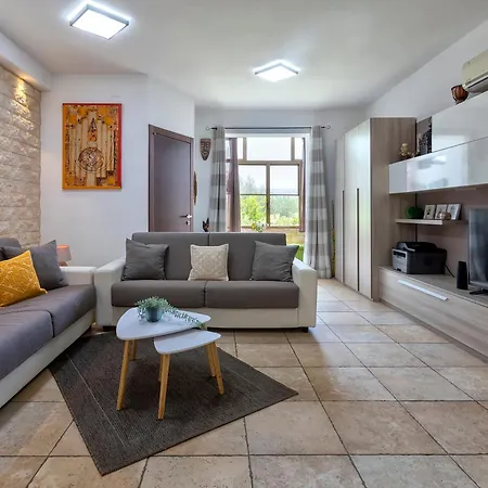 Tatil Evi Domo Angheleda - Detached With Large Garden In A Relaxing Environment, A Few Minutes From The Sea *