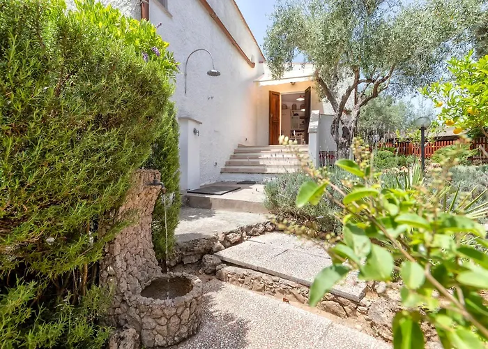 Domo Angheleda - Detached With Large Garden In A Relaxing Environment, A Few Minutes From The Sea