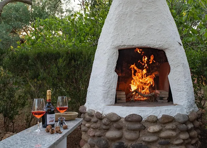 Prázdninový dům Domo Angheleda - Detached With Large Garden In A Relaxing Environment, A Few Minutes From The Sea Alghero