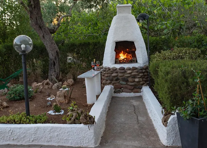 Domo Angheleda - Detached With Large Garden In A Relaxing Environment, A Few Minutes From The Sea * Alghero