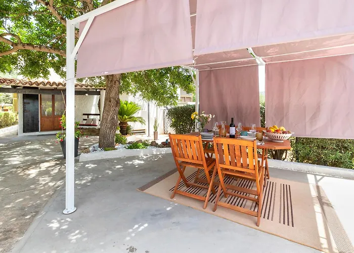 Domo Angheleda - Detached With Large Garden In A Relaxing Environment, A Few Minutes From The Sea *