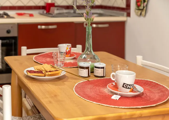 Prázdninový dům Domo Angheleda - Detached With Large Garden In A Relaxing Environment, A Few Minutes From The Sea