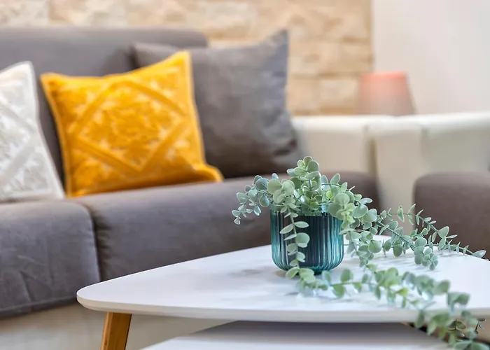 Domo Angheleda - Detached With Large Garden In A Relaxing Environment, A Few Minutes From The Sea Alghero