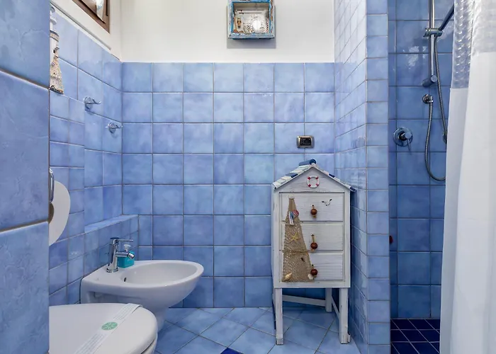 Domo Angheleda - Detached With Large Garden In A Relaxing Environment, A Few Minutes From The Sea Feriehus