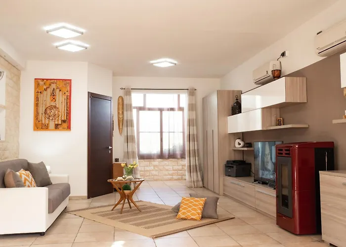 Domo Angheleda - Detached With Large Garden In A Relaxing Environment, A Few Minutes From The Sea *